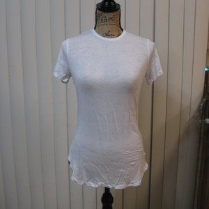 NWT Guess white t shirt top XS extra small